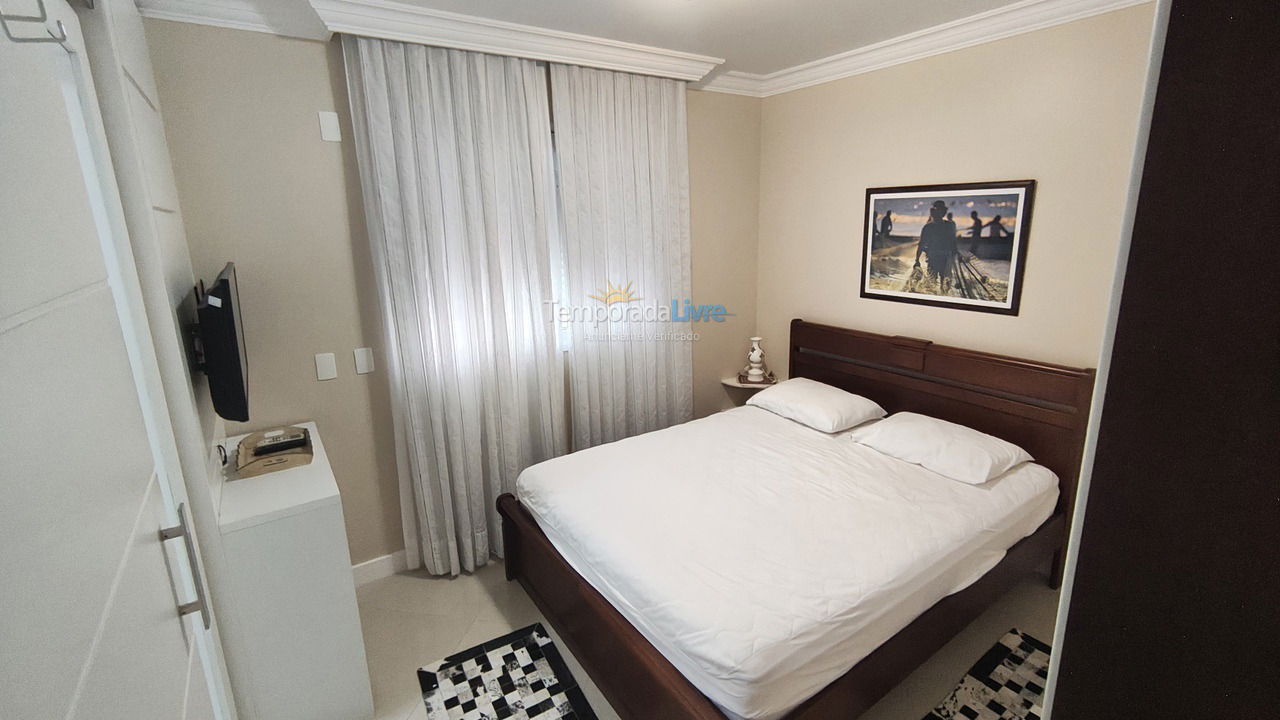 Apartment for vacation rental in Balneário Camboriú (Centro)