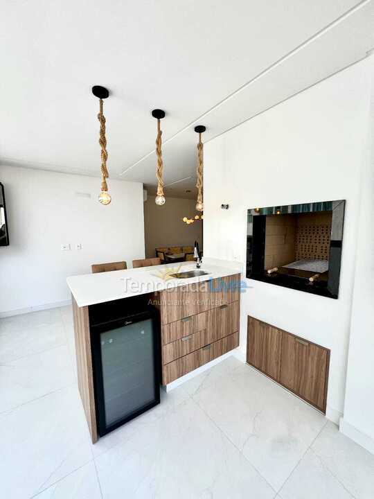 Apartamento para alquiler de vacaciones em Itapema (Meia Praia)