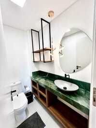 Excelentes 3 suites, finamente amuebladas.