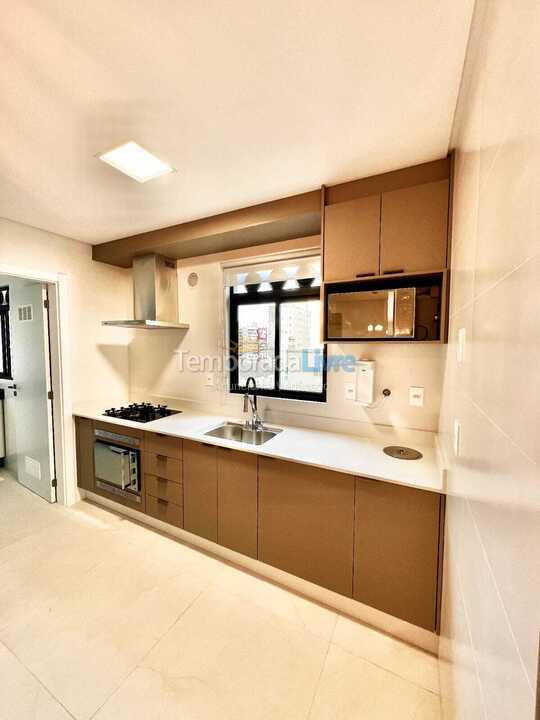 Apartamento para alquiler de vacaciones em Itapema (Meia Praia)