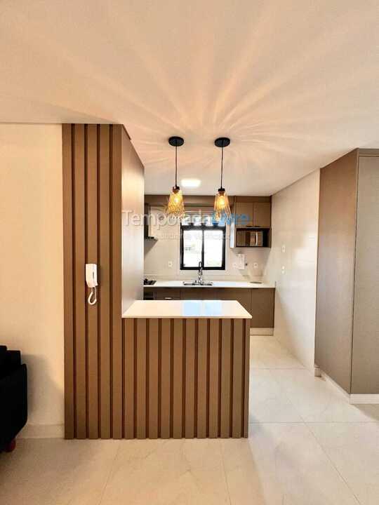 Apartamento para alquiler de vacaciones em Itapema (Meia Praia)