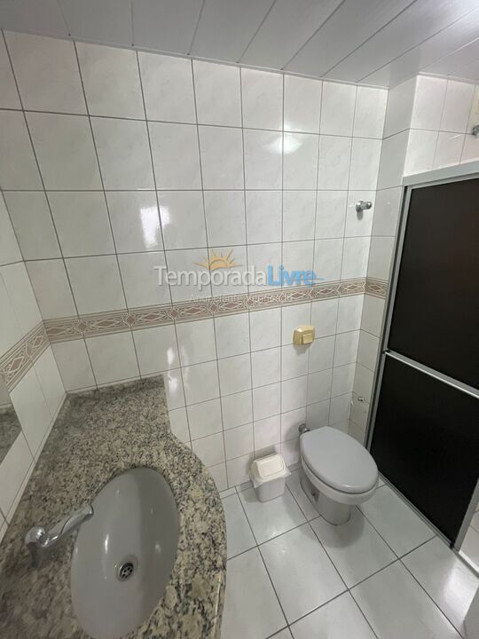 Apartamento para alquiler de vacaciones em Governador Celso Ramos (Praia de Palmas)