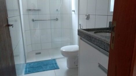 Ground floor house for 12 people in the center of Itapema.