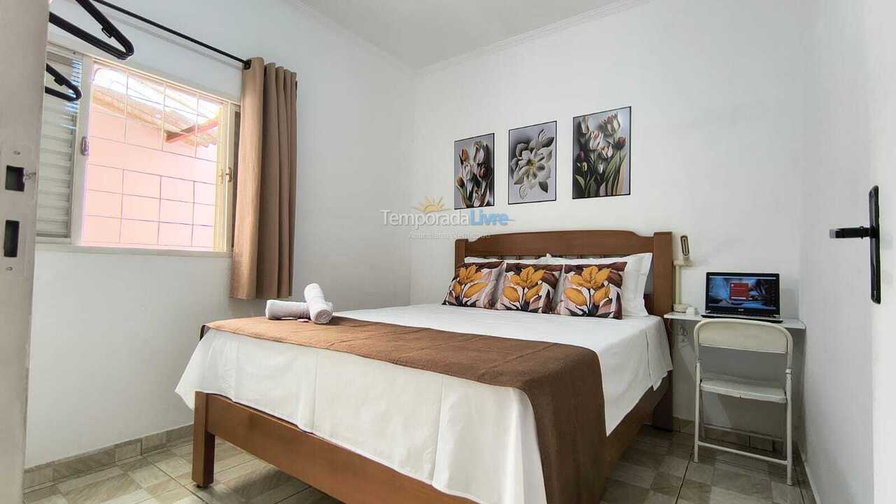 Casa para aluguel de temporada em Franca (Rua Santa Catarina 650)