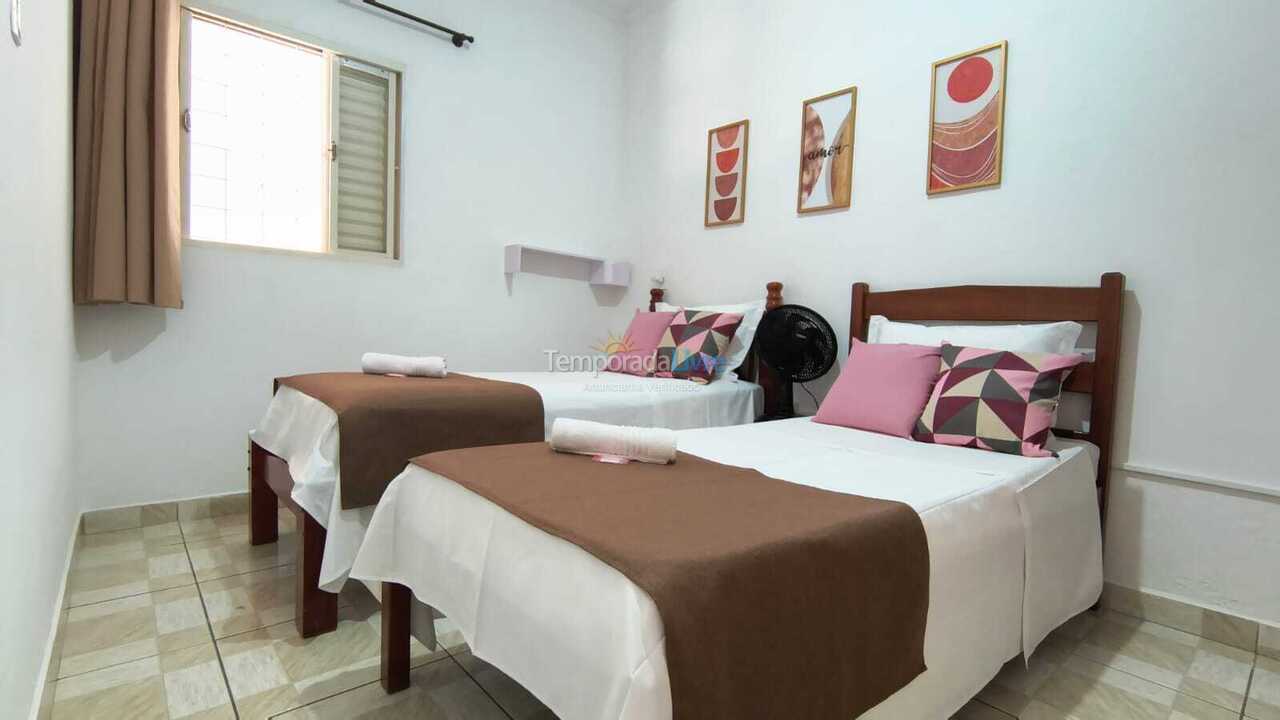 Casa para aluguel de temporada em Franca (Rua Santa Catarina 650)