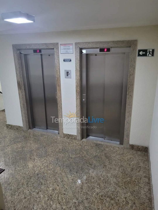 Apartamento para aluguel de temporada em Praia Grande (Guilhermina)