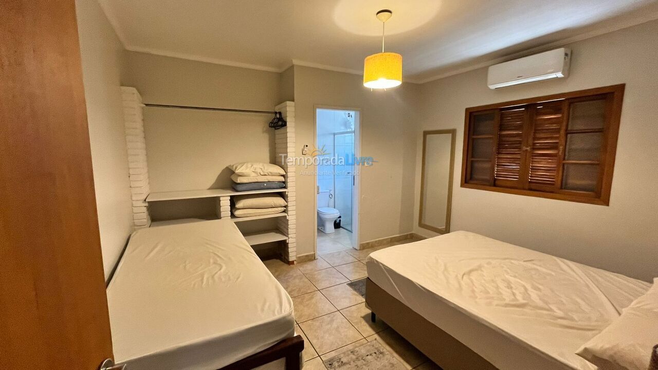 House for vacation rental in Ubatuba (Praia Grande)