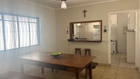 Cozy house with pool