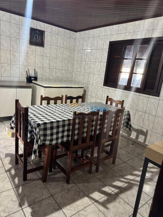 Casa para alquiler de vacaciones em Guaratuba (Cohapar)