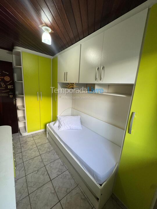 Casa para alquiler de vacaciones em Guaratuba (Cohapar)