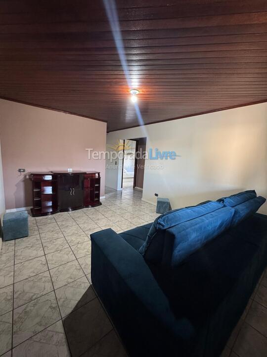 Casa para alquiler de vacaciones em Guaratuba (Cohapar)