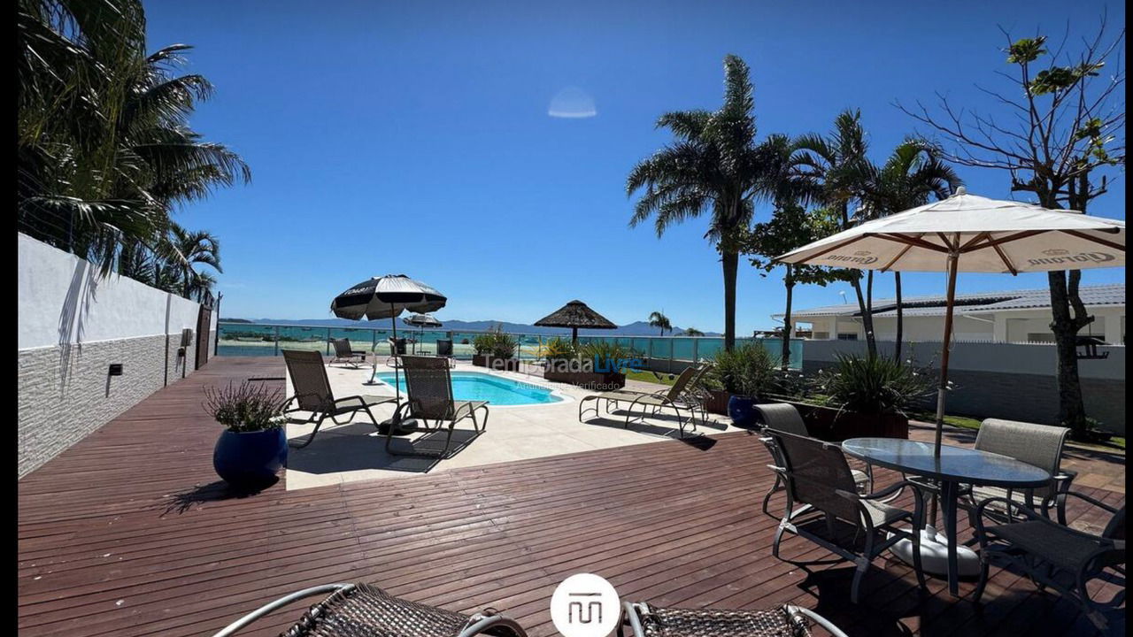 House for vacation rental in Florianópolis (Ponta das Canas)