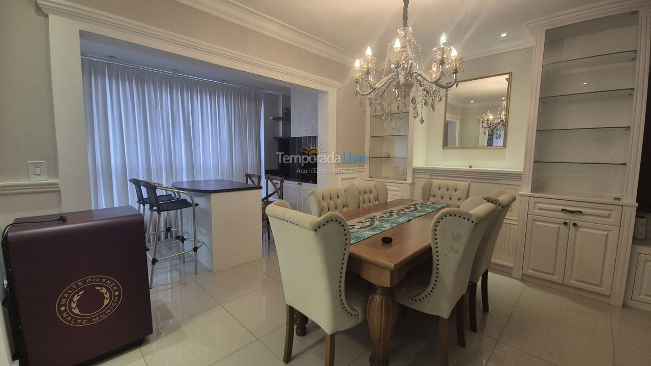 Apartment for vacation rental in Itapema (Meia Praia)