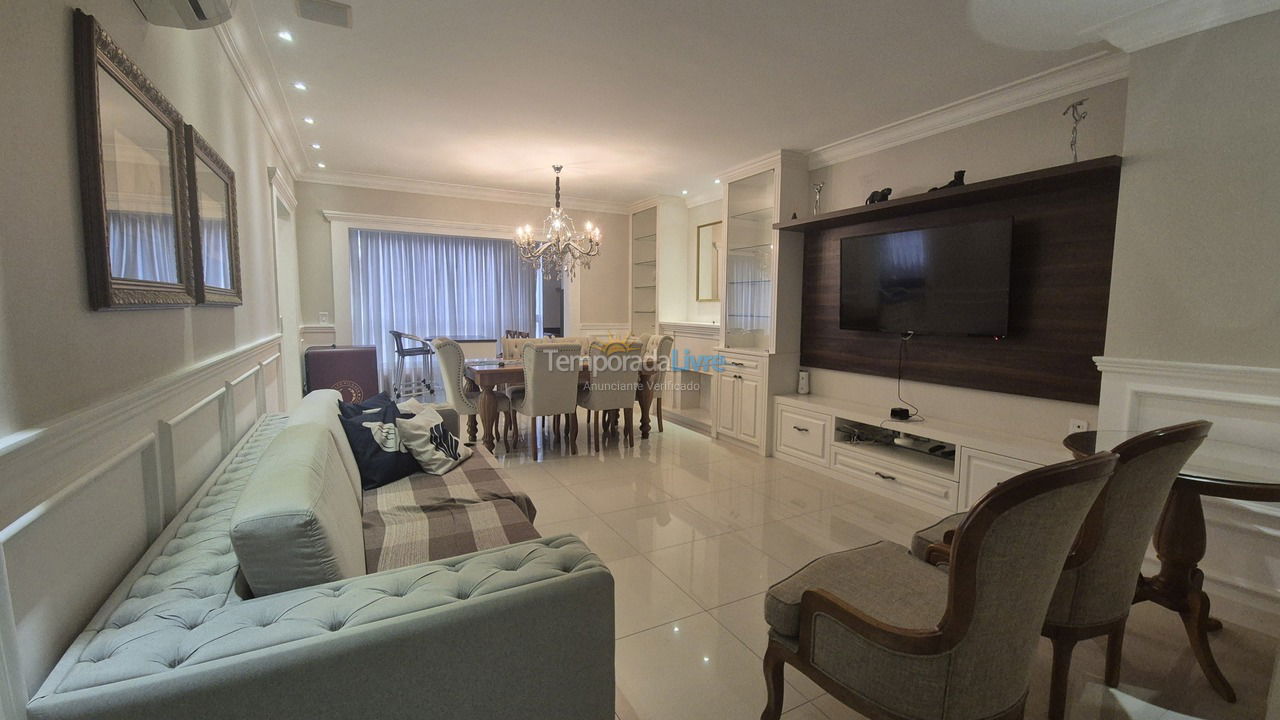 Apartment for vacation rental in Itapema (Meia Praia)