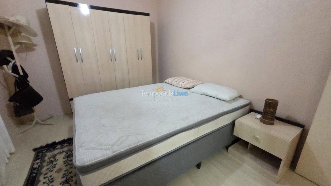 Apartamento para alquiler de vacaciones em Guarujá (Pitangueiras)