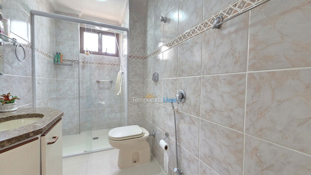 Apartamento para alquiler de vacaciones em Guarujá (Pitangueiras)