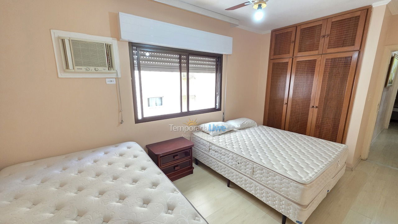 Apartamento para alquiler de vacaciones em Guarujá (Pitangueiras)