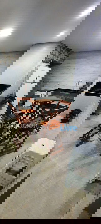 Casa para aluguel de temporada em Praia Grande (Balneário Maracanã)