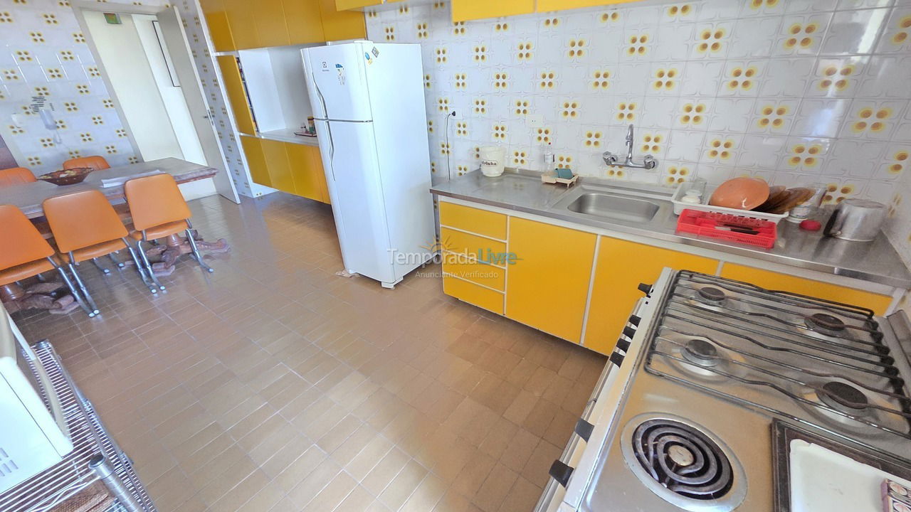 Apartamento para alquiler de vacaciones em Guarujá (Pitangueiras)