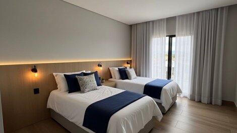 VT - Suite con balcón, vista al mar y desayuno