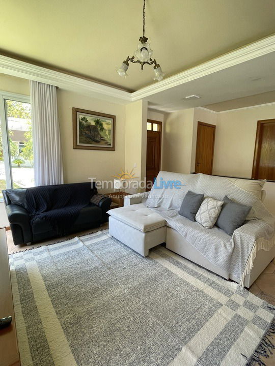 House for vacation rental in Florianopolis (Jurerê Internacional)