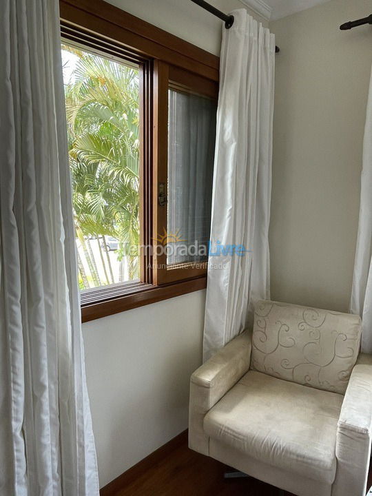 House for vacation rental in Florianopolis (Jurerê Internacional)