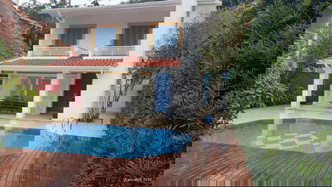 Casa alto padrão com 4 dorm em Riviera de São Lourenço