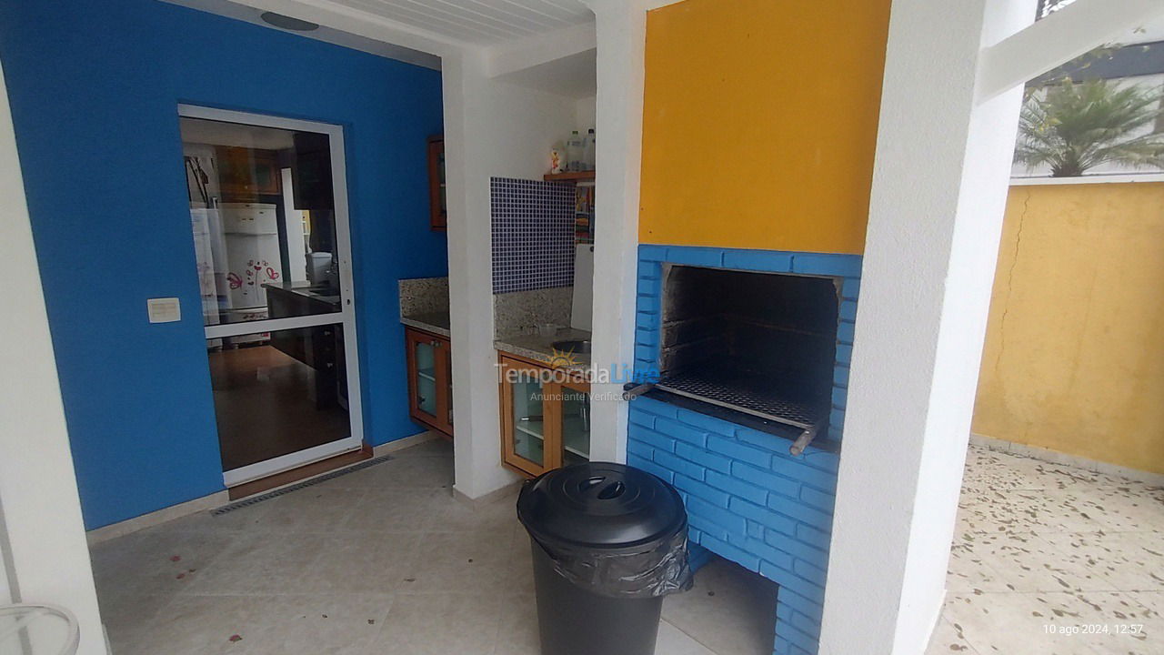 Casa para aluguel de temporada em Bertioga (Riviera de São Lourenço)