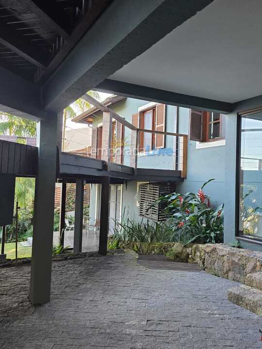 Casa para aluguel de temporada em Florianópolis (Canto da Lagoa)