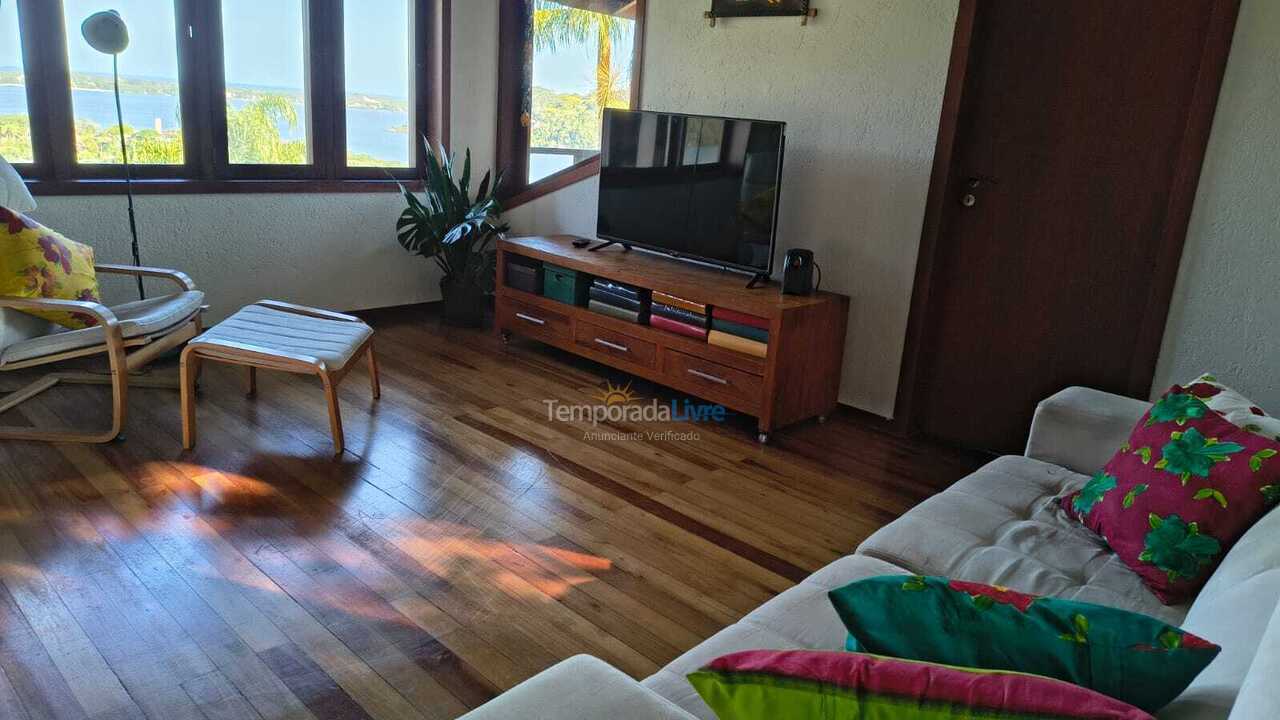 Casa para aluguel de temporada em Florianópolis (Canto da Lagoa)