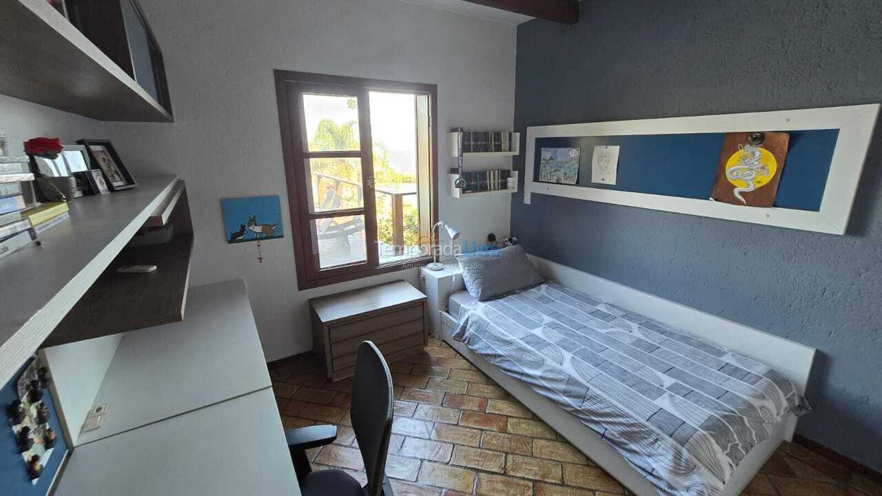 Casa para aluguel de temporada em Florianópolis (Canto da Lagoa)