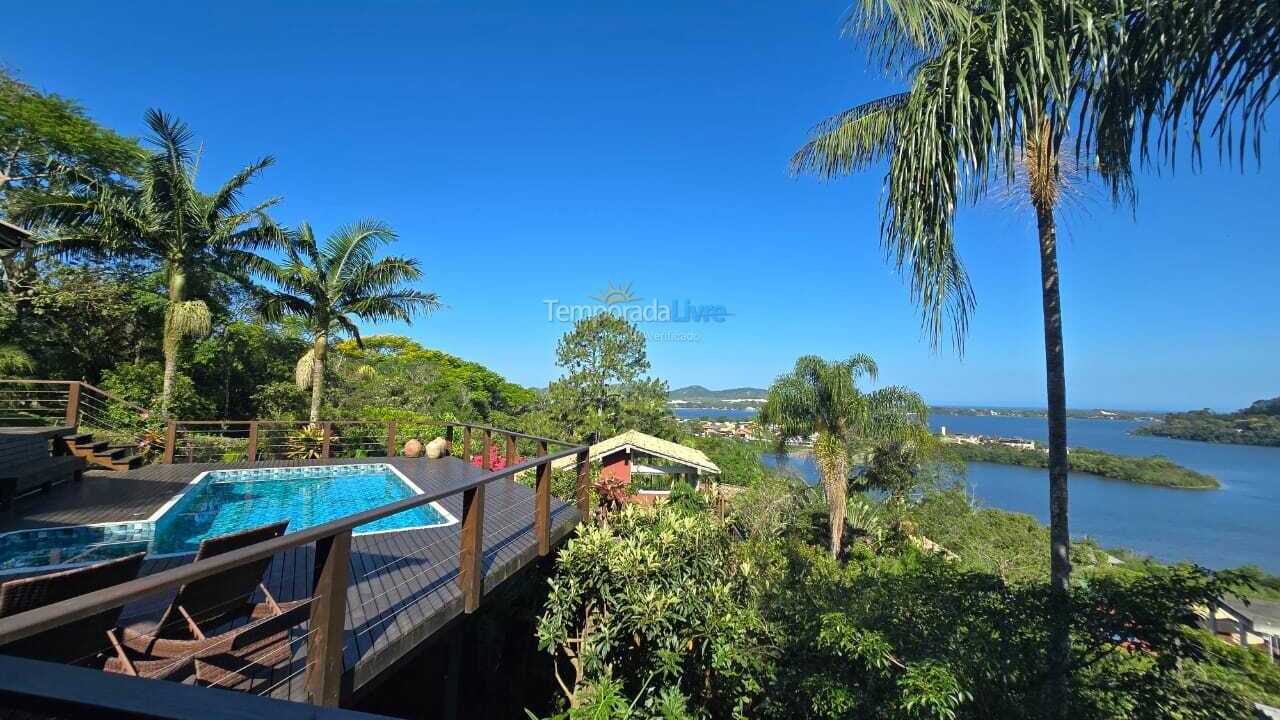 Casa para aluguel de temporada em Florianópolis (Canto da Lagoa)
