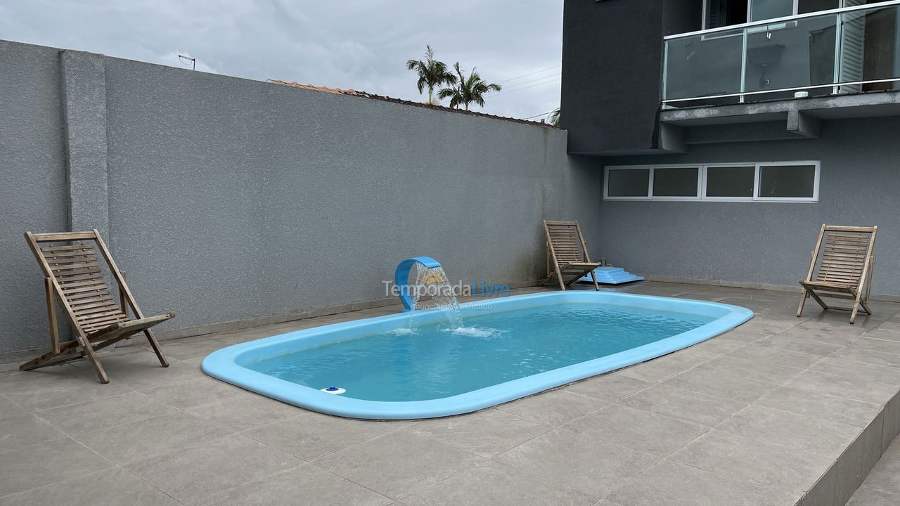 House for vacation rental in Matinhos (Balneário Guacyara Costa Azul)