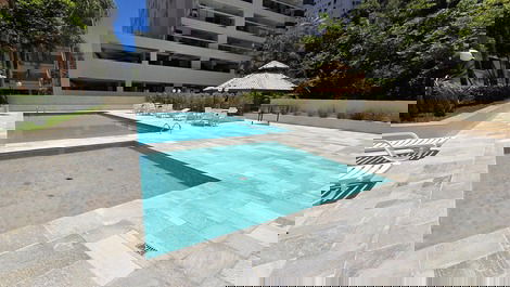 PENTHOUSE PITANGUEIRAS 5 HABITACIONES (4 PISOS) 14 PIES, PISCINA, IGLESIA. 4 ESTACIONAMIENTOS