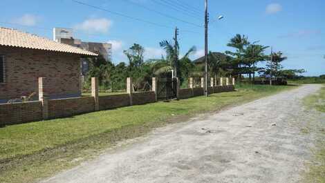 Preciosa casa de una sola planta a 50 metros del mar.