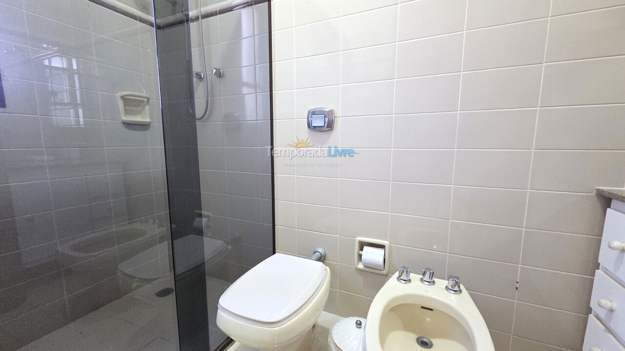 Apartamento para alquiler de vacaciones em Guarujá (Pitangueiras)