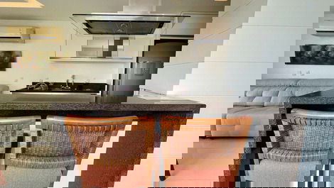 Beautiful sea view in Perequê (Porto Belo) for 8 people.