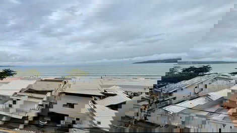 Beautiful sea view in Perequê (Porto Belo) for 8 people.