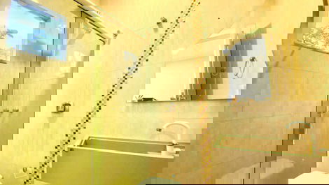 Beachfront house for 11 people in Perequê - Porto Belo