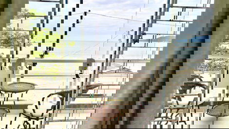 Beachfront house for 11 people in Perequê - Porto Belo