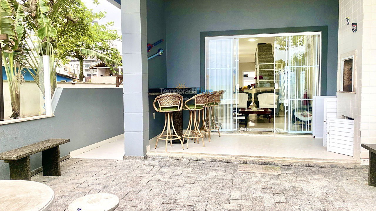 House for vacation rental in Porto Belo (Perequê)