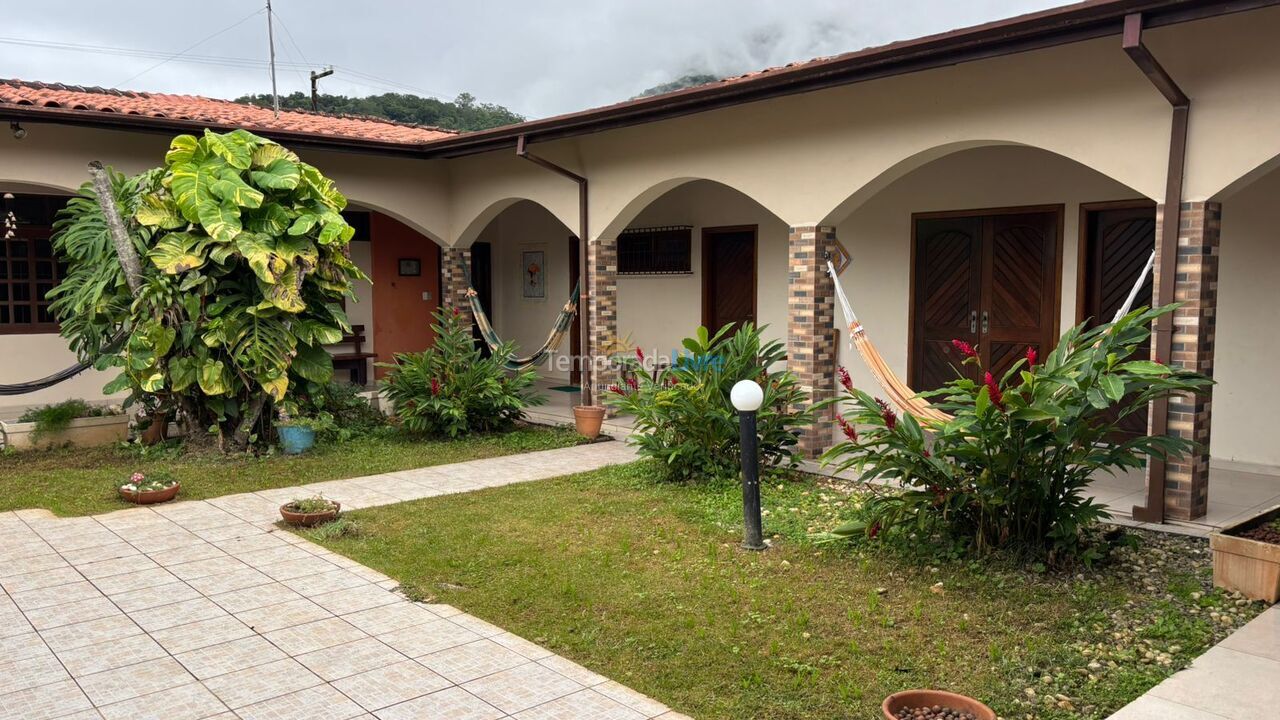 Casa para aluguel de temporada em Ubatuba (Toninhas)