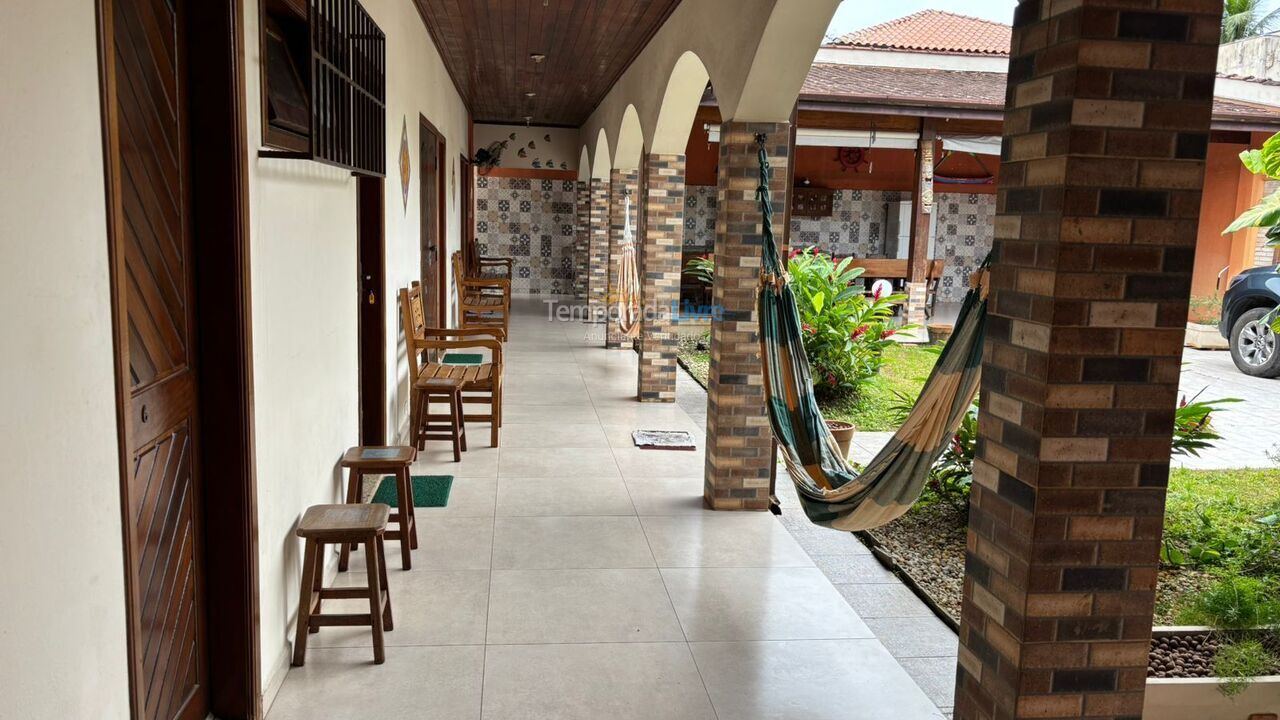 Casa para aluguel de temporada em Ubatuba (Toninhas)