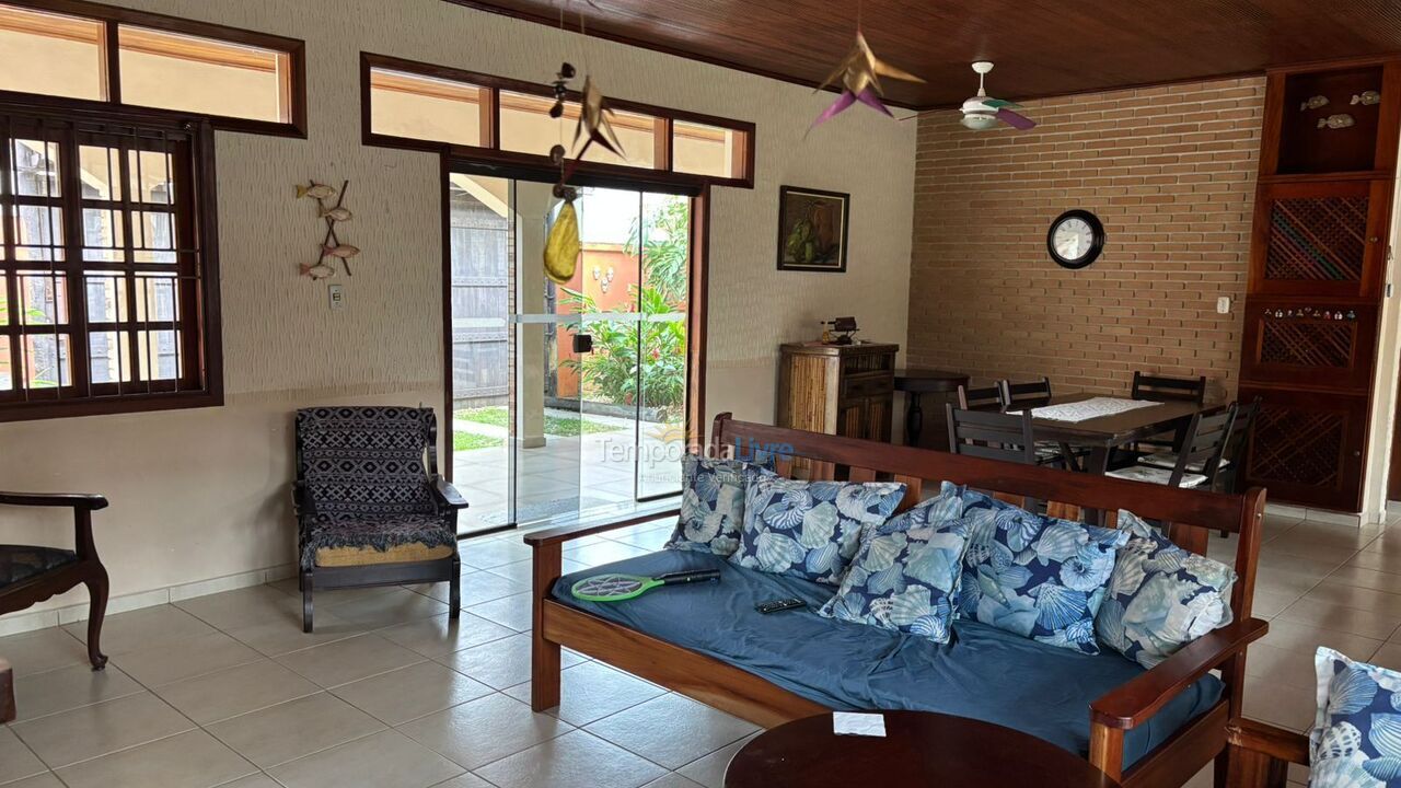 Casa para aluguel de temporada em Ubatuba (Toninhas)