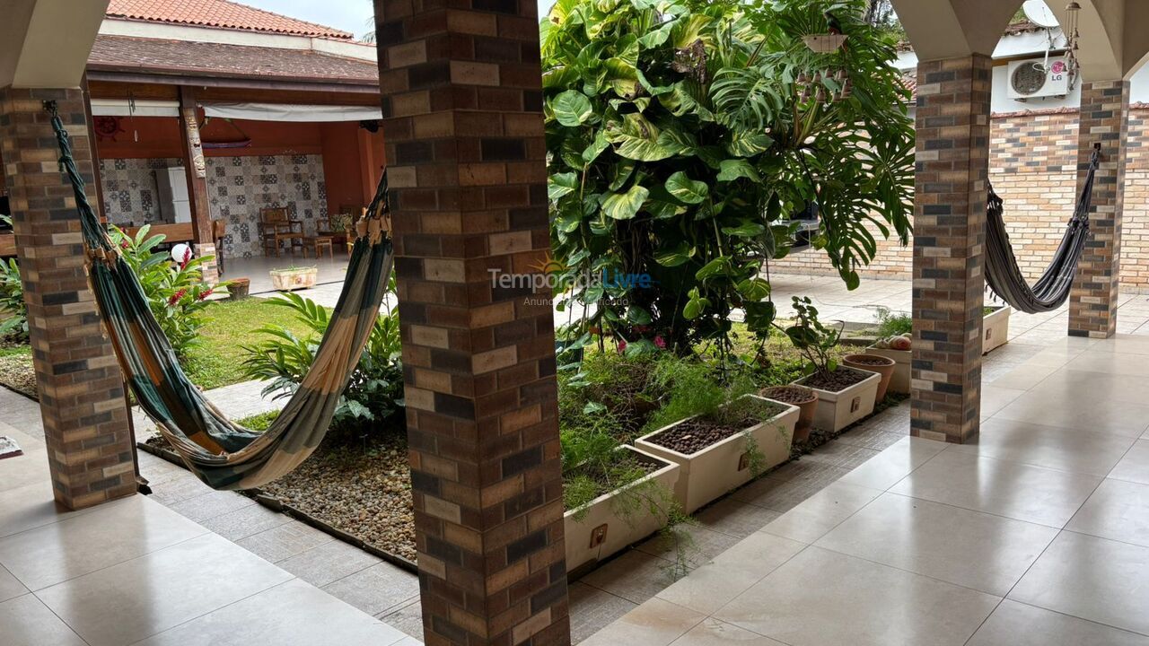 Casa para aluguel de temporada em Ubatuba (Toninhas)