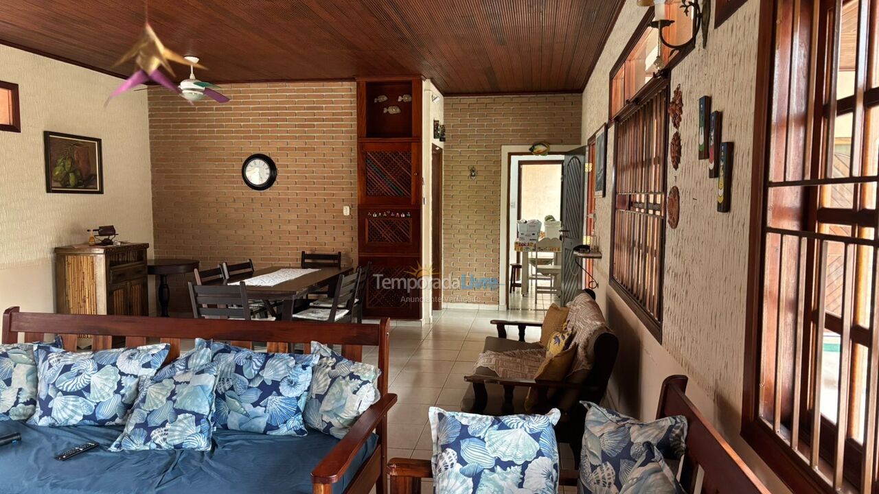 Casa para aluguel de temporada em Ubatuba (Toninhas)