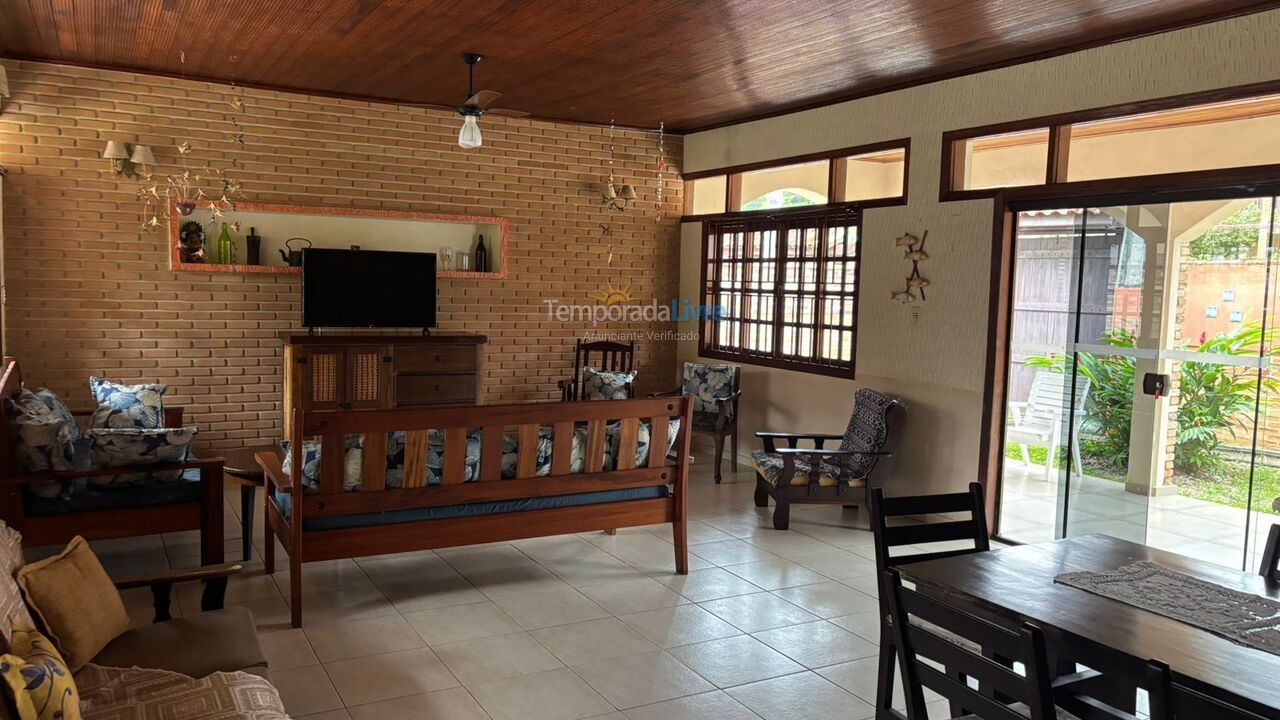 Casa para aluguel de temporada em Ubatuba (Toninhas)