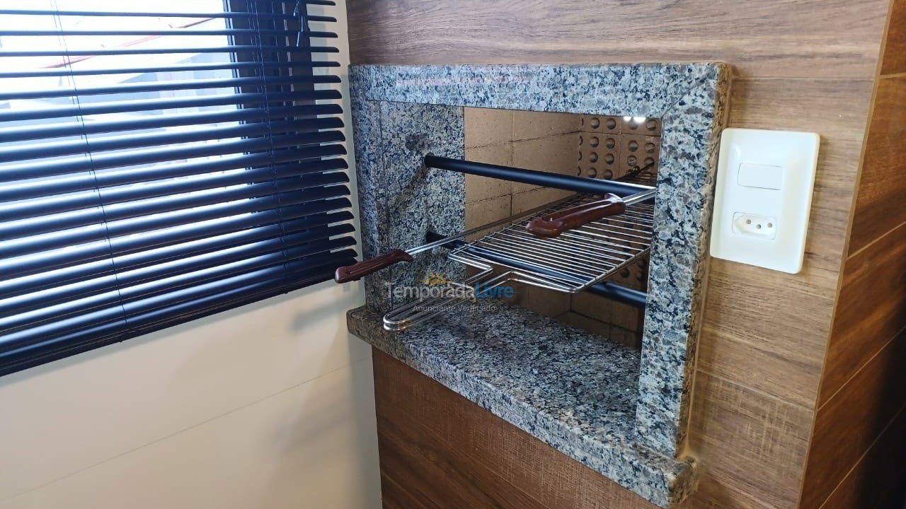 Apartamento para aluguel de temporada em Palhoça (Praia do Sonho)