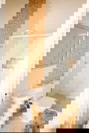 Banheiro área churrasqueira