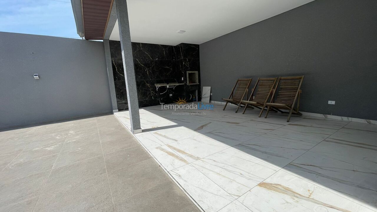 House for vacation rental in Matinhos (Balneário Guacyara Costa Azul)